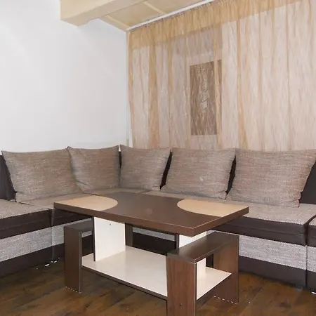 Апартаменты Sauna Брашов